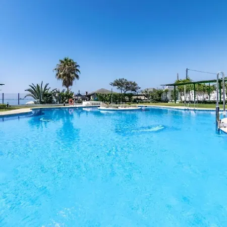 Apartamento A Pie De Playa Con Wifi * マルベーリャ