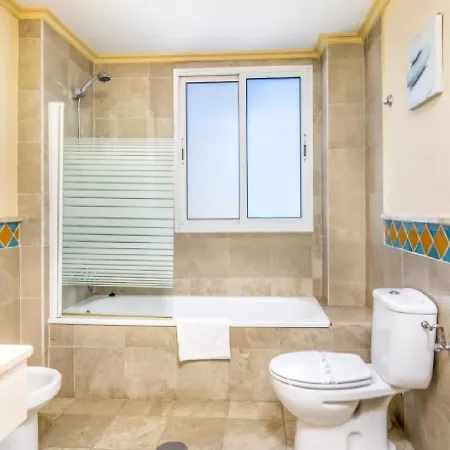 Apartamento A Pie De Playa Con Wifi * マルベーリャ